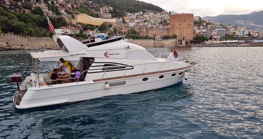 Alanya Yacht Hire: Private Boat Charter with Captain My Dram Eco yacht rental