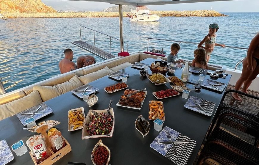 Alanya Private Yacht Tours – Khaleesi Deluxe Yacht Charter